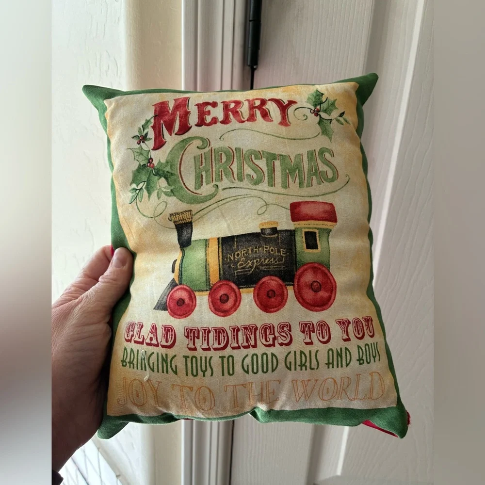Express festive pillows